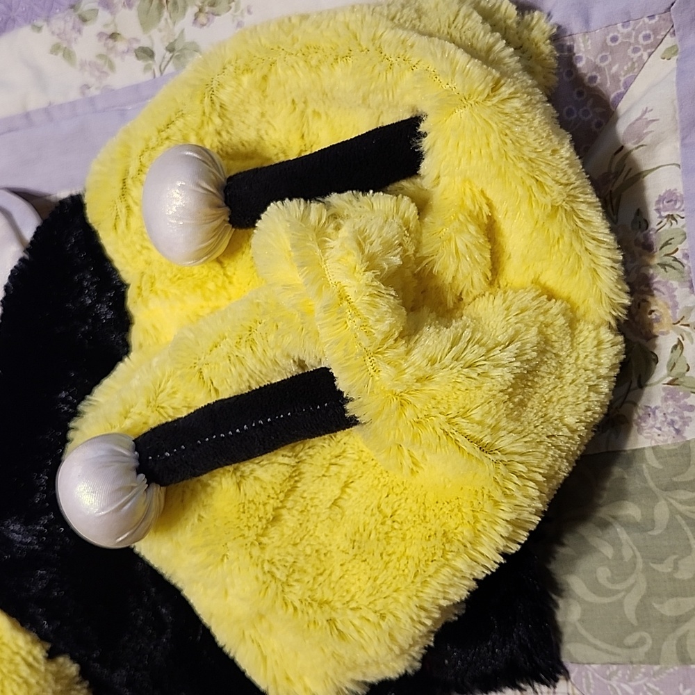 Thrills and Chills Collection Bumblebee  Costume For Dog XL New - Picture 2 of 8